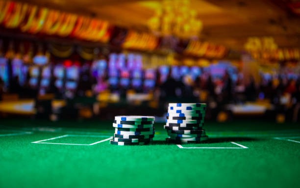 Caribbean Stud Poker table lobby with available seats